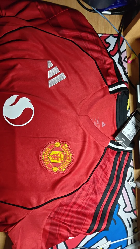 Camiseta Manchester United Primera Equipación 2025-26